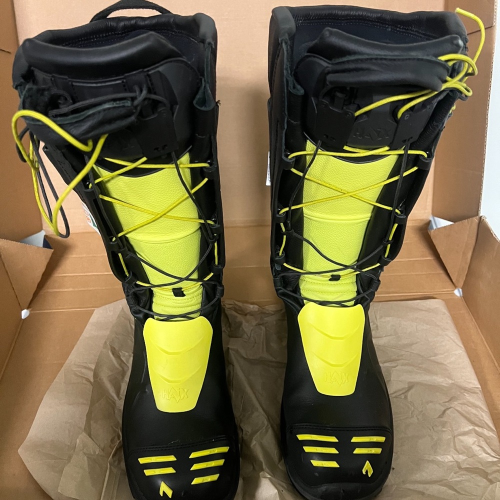 Black and Yellow Men's Structural Fire Fighting Boots!
